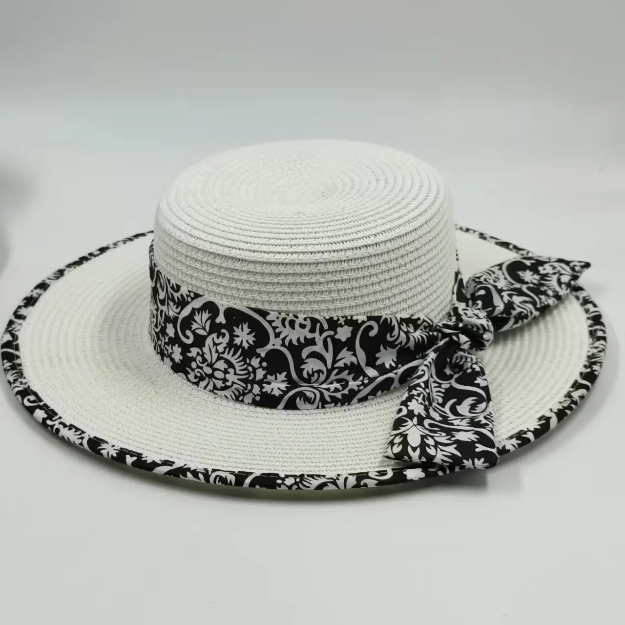 Women's Woven Straw Flat Brim Hat