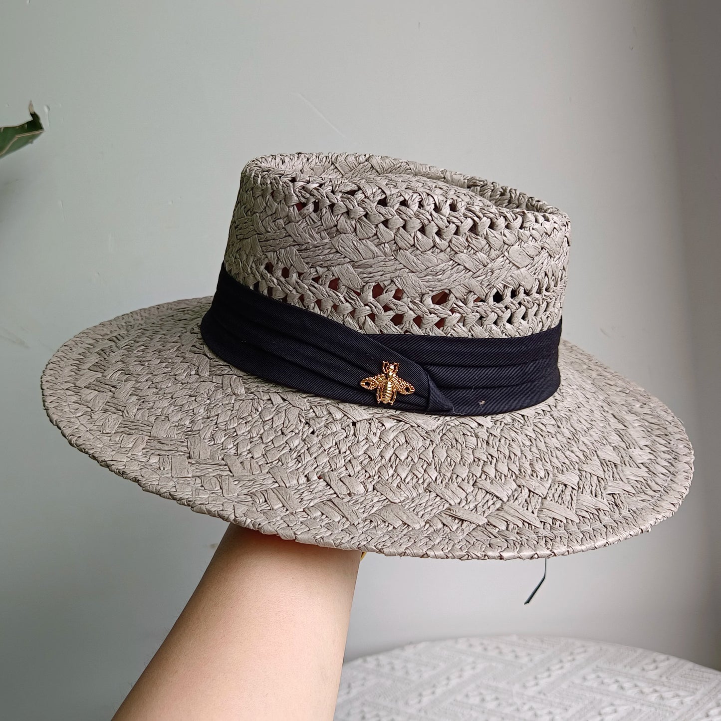 Women's Woven Straw Flat Brim Hat